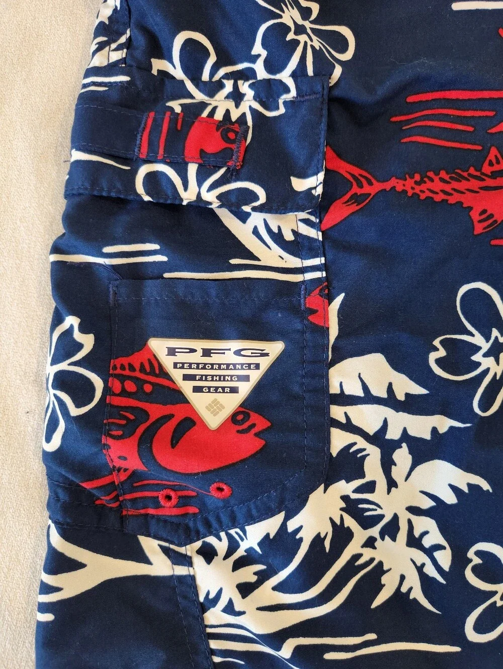 Columbia PFG Omni Shade Mens Fish Print Board Shorts Sz 36 Tropical